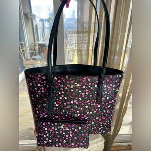 Matching bag and wallet! Kate Spade Splendid Ditsy medium tote and wallet. EUC.